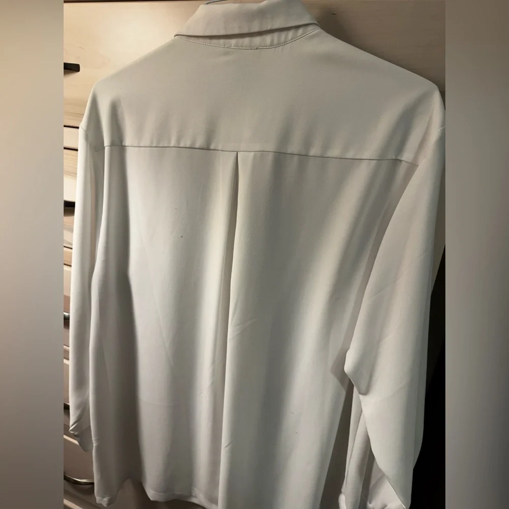 Jones New York Classic White Button Down Shirt - Picture 5 of 6